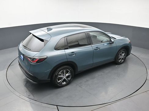 Certified 2025 Honda HR-V EX-L image 43