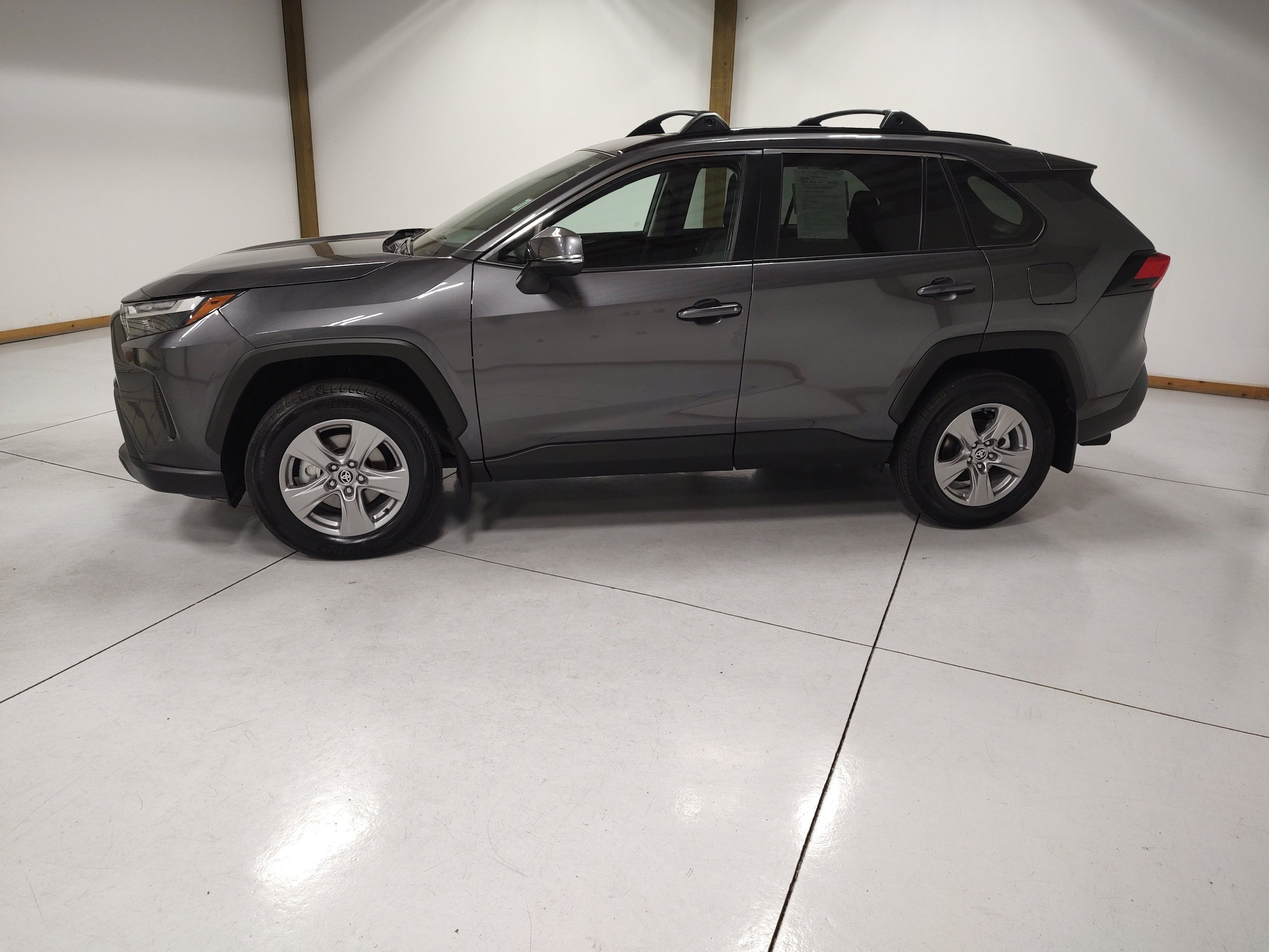 Used 2025 Toyota RAV4 XLE w/ Weather Package AWD/4WD image 4
