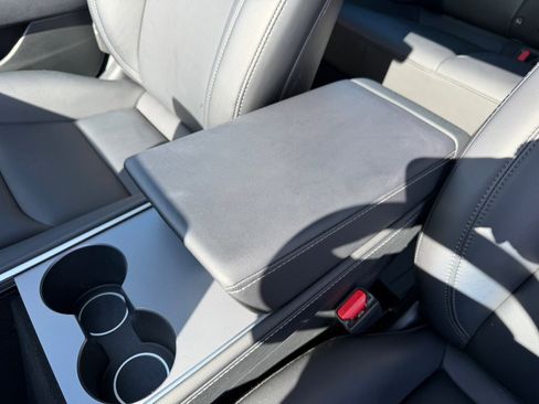 Used 2023 Tesla Model 3 Standard Range image 30