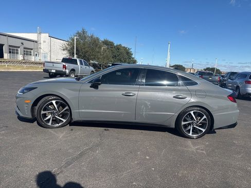 Used 2021 Hyundai Sonata SEL Plus w/ Tech Package image 6