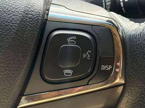 Used 2016 Toyota Avalon XLE Premium image 19