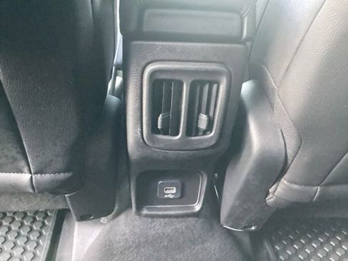 Used 2018 Jeep Compass Latitude AWD/4WD image 31