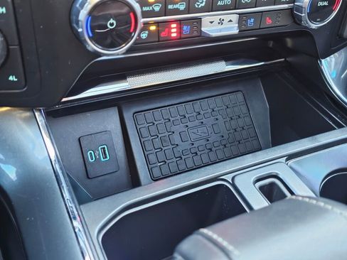 Certified 2023 Ford F150 Lariat w/ Equipment Group 502A High image 31