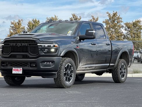 New 2027 RAM 1500 Laramie w/ Night Edition AWD/4WD image 7