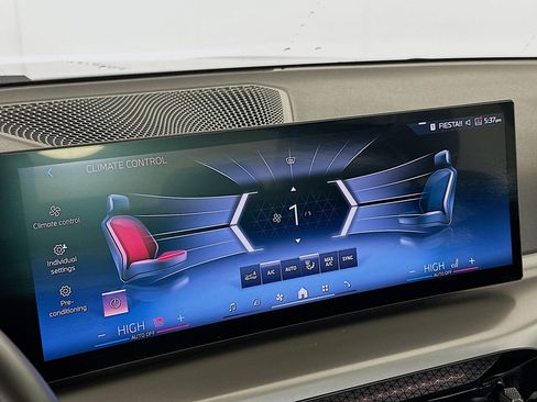 Used 2025 BMW 330i xDrive Sedan image 24