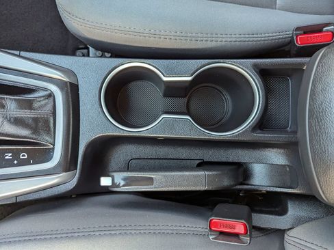 Used 2016 Hyundai Elantra SE FWD image 18