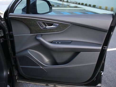 Used 2021 Audi Q7 3.0T Premium Plus AWD/4WD image 27