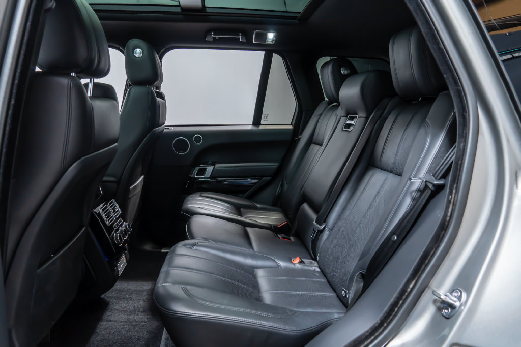 Used 2017 Land Rover Range Rover Supercharged AWD/4WD image 28