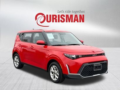 Certified 2025 Kia Soul LX w/ Option Group 015