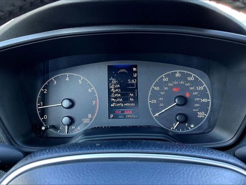 Used 2024 Toyota Corolla SE FWD image 11
