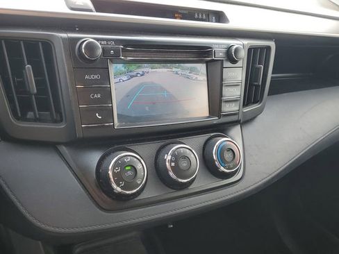 Used 2017 Toyota RAV4 LE image 26