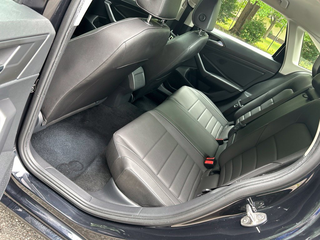 Used 2024 Volkswagen Jetta SE FWD image 27