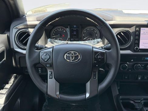 Used 2023 Toyota Tacoma TRD Off-Road w/ Black Out Package (TMS) AWD/4WD image 7