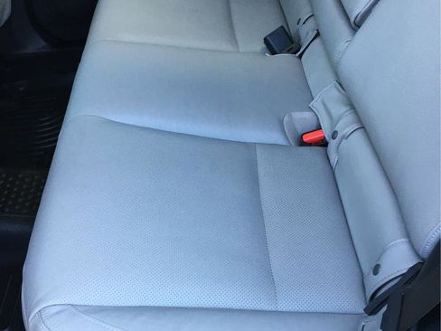 Used 2017 Subaru Forester 2.5i Limited image 13