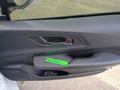 New 2026 Toyota Prius SE image 16