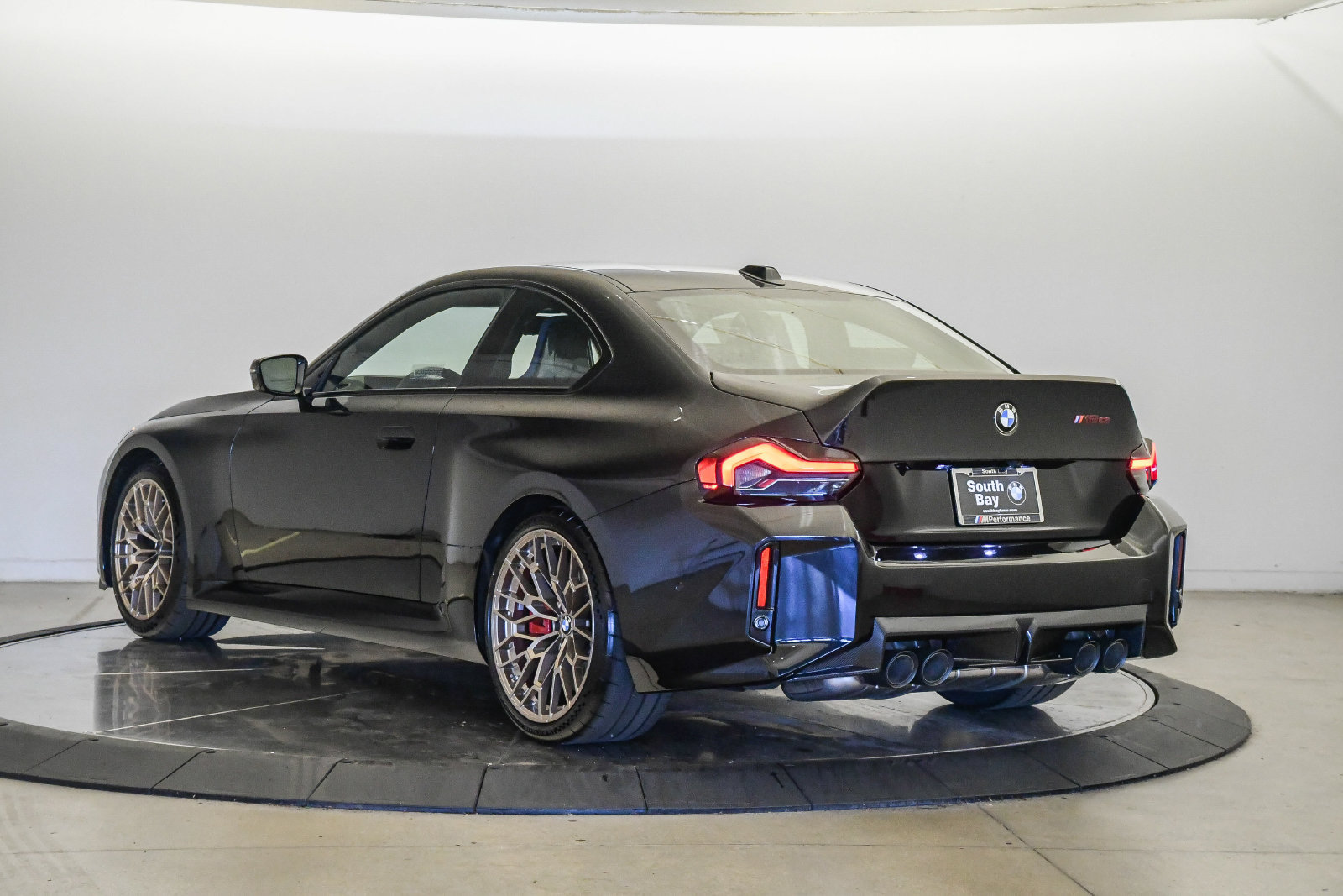 New 2026 BMW M2 CS RWD image 3