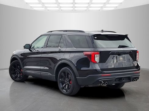 Used 2022 Ford Explorer ST w/ Equipment Group 401A image 6