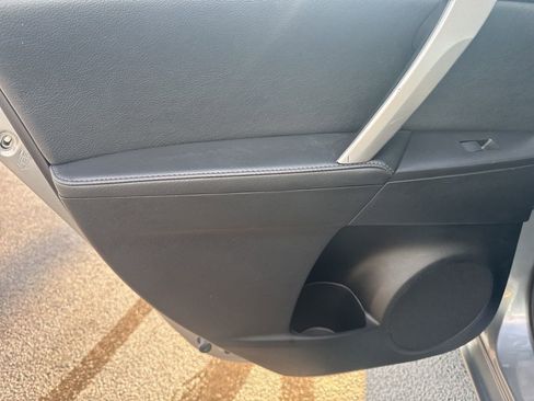 Used 2012 MAZDA MAZDA3 i Grand Touring image 35