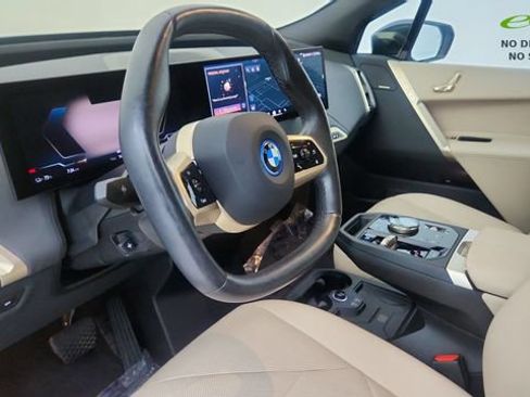 Used 2024 BMW iX xDrive50 w/ Sport Package AWD/4WD image 20