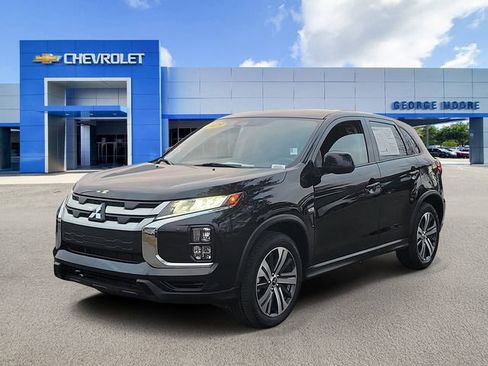 Used 2025 Mitsubishi Outlander Sport ES image 2