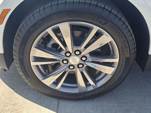 New 2026 Cadillac XT5 Premium Luxury FWD image 9