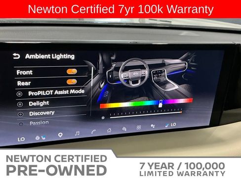 Used 2025 Nissan Armada Platinum Reserve AWD/4WD image 30
