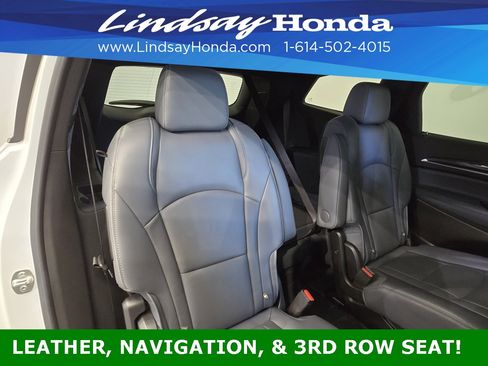 Used 2024 Buick Enclave Premium image 7