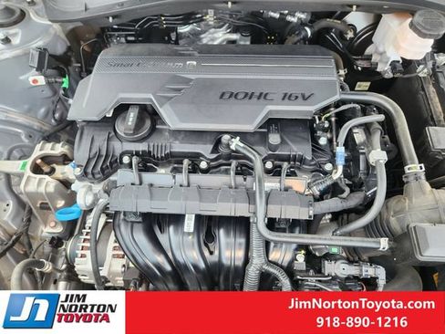 Used 2025 Hyundai Kona SEL AWD/4WD image 30
