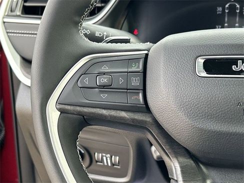 New 2025 Jeep Grand Cherokee L Limited w/ Luxury Tech Group II image 16