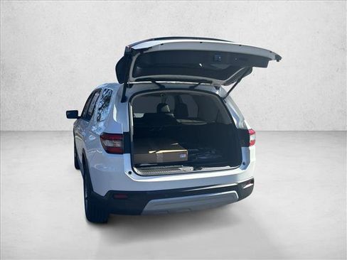 New 2025 Honda Pilot EX-L image 10