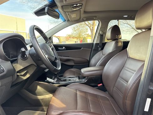 Used 2019 Kia Sorento SX w/ SX Touring Package image 7