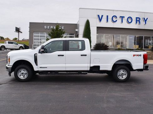 New 2026 Ford F250 XL w/ FX4 Off-Road Package AWD/4WD image 2