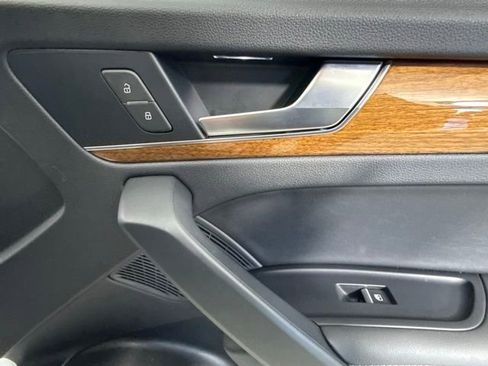 Used 2023 Audi Q5 2.0T Premium Plus w/ Premium Plus Package image 34