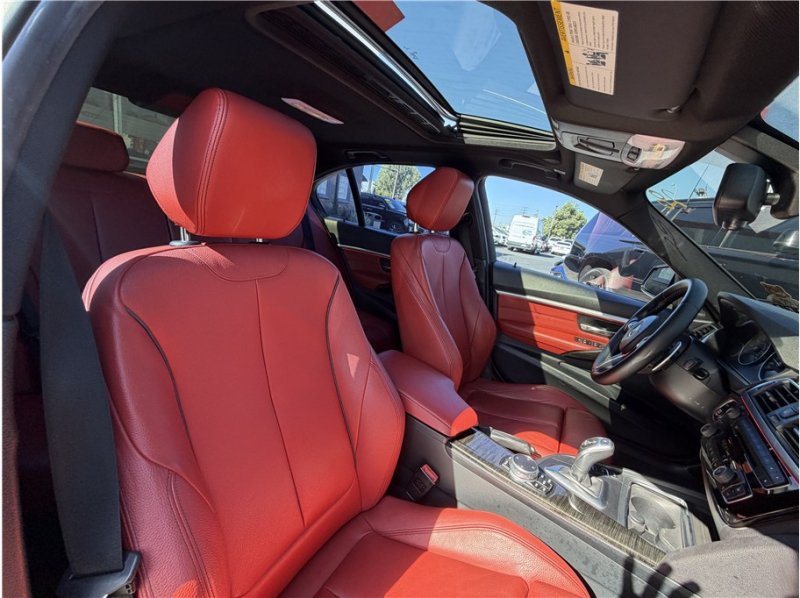 Used 2017 BMW 340i Sedan RWD image 33