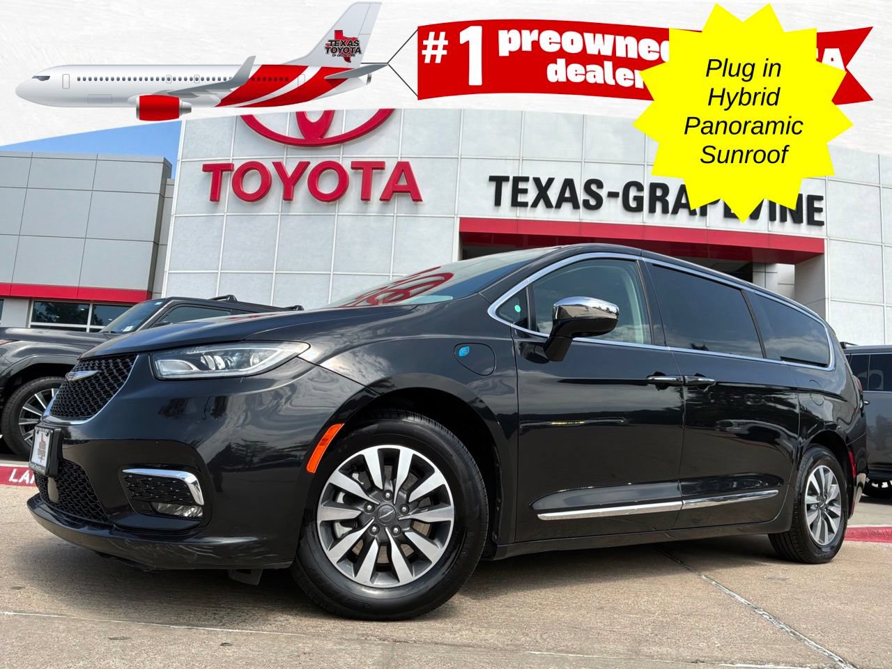 Used 2023 Chrysler Pacifica Limited FWD image 1