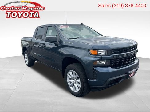 Used 2022 Chevrolet Silverado 1500 Custom w/ Safety Confidence Package AWD/4WD image 9