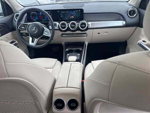Certified 2023 Mercedes-Benz EQB 300 4MATIC w/ Exclusive Package image 8