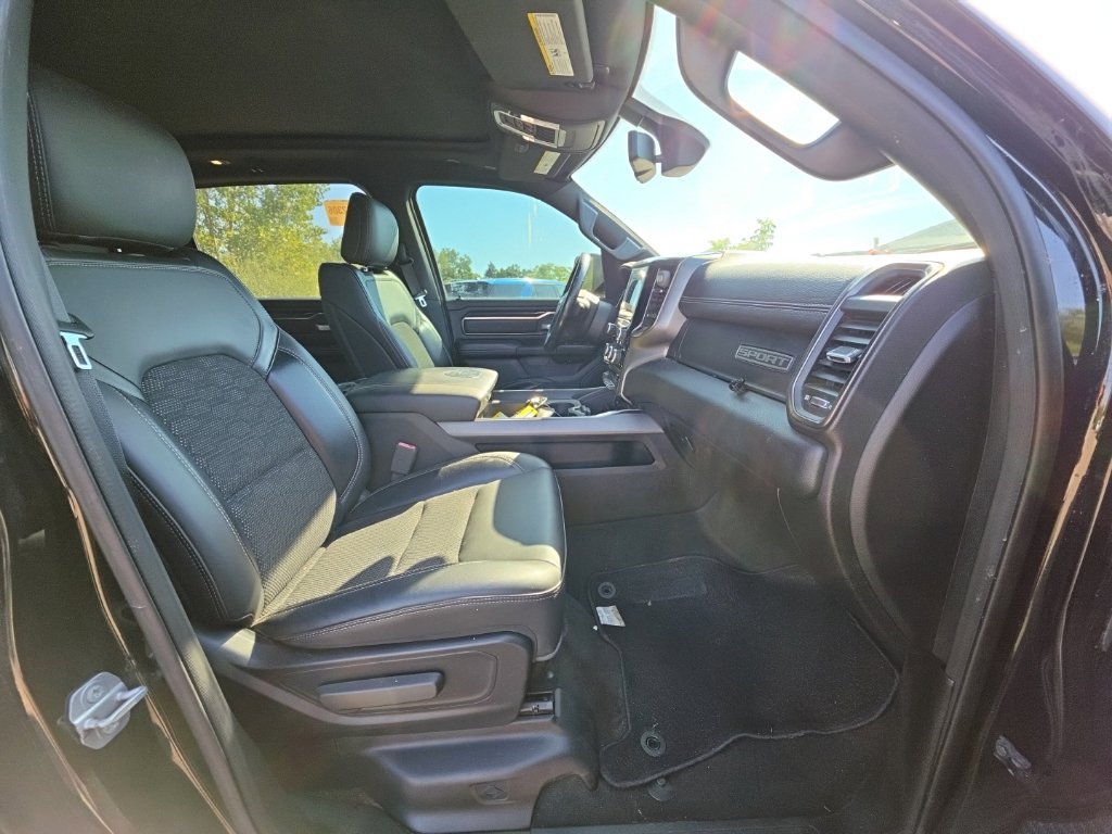 Used 2019 RAM 1500 Sport w/ Level 2 Equipment Group AWD/4WD image 4