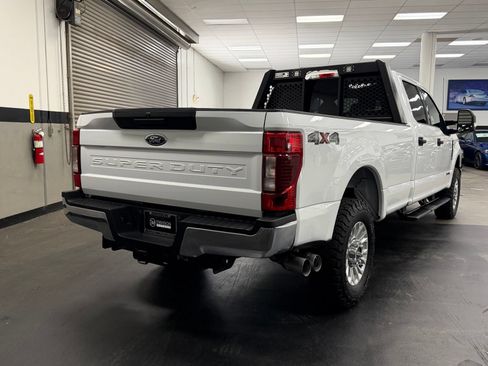 Used 2022 Ford F250 XLT AWD/4WD image 11