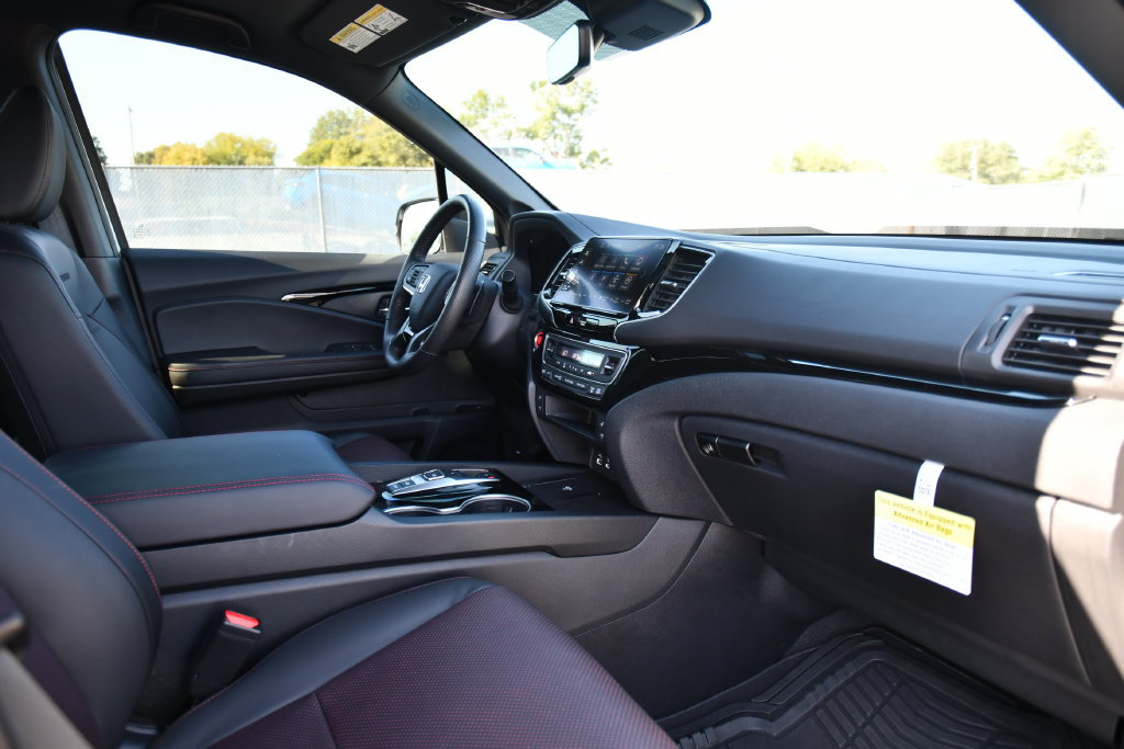 Used 2026 Honda Ridgeline Black Edition image 36