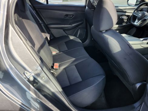 Used 2024 Nissan Sentra SV image 17