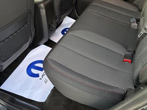 Used 2017 GMC Terrain SLE image 11