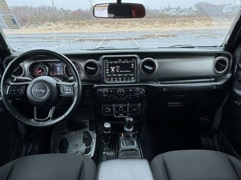 Used 2020 Jeep Gladiator Sport w/ Quick Order Package 24S image 12