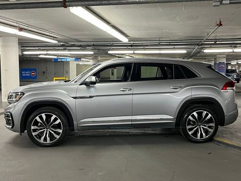 Used 2023 Volkswagen Atlas Cross Sport SEL Premium R-Line AWD/4WD image 34