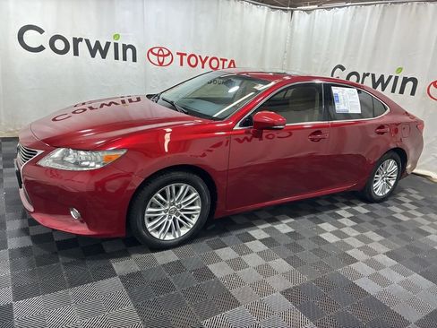 Used 2013 Lexus ES 350 w/ Premium Pkg FWD image 4