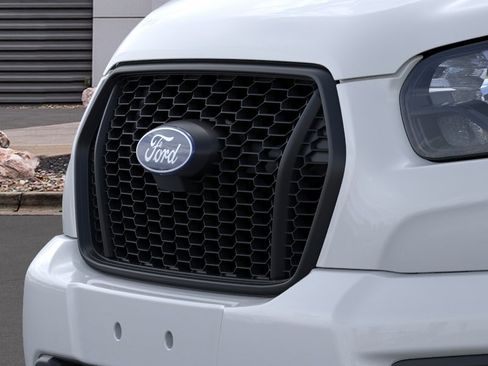 New 2026 Ford Transit 350 XL AWD/4WD image 17