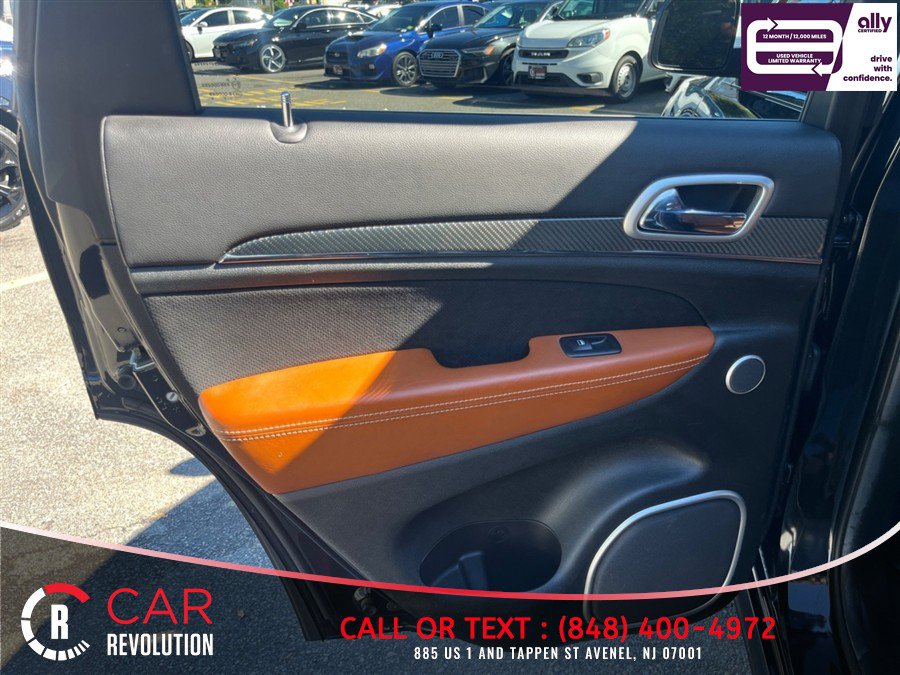 Used 2014 Jeep Grand Cherokee SRT AWD/4WD image 38