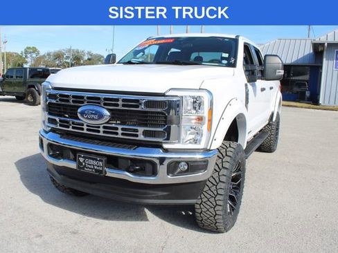 Used 2025 Ford F250 XLT w/ FX4 Off-Road Package AWD/4WD image 3
