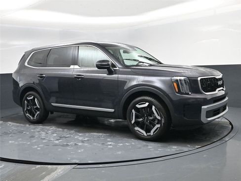 New 2025 Kia Telluride EX image 2