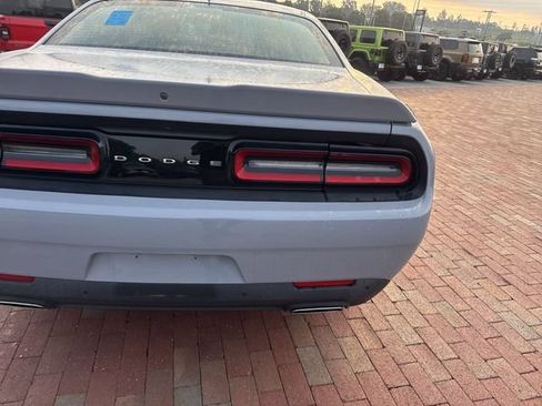 Used 2022 Dodge Challenger GT RWD image 12